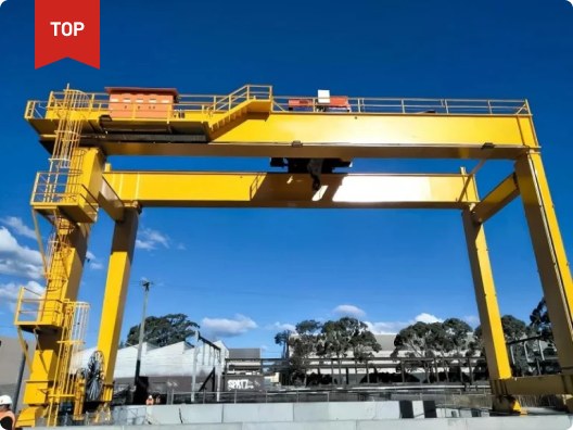 Yellow overhead crane installation